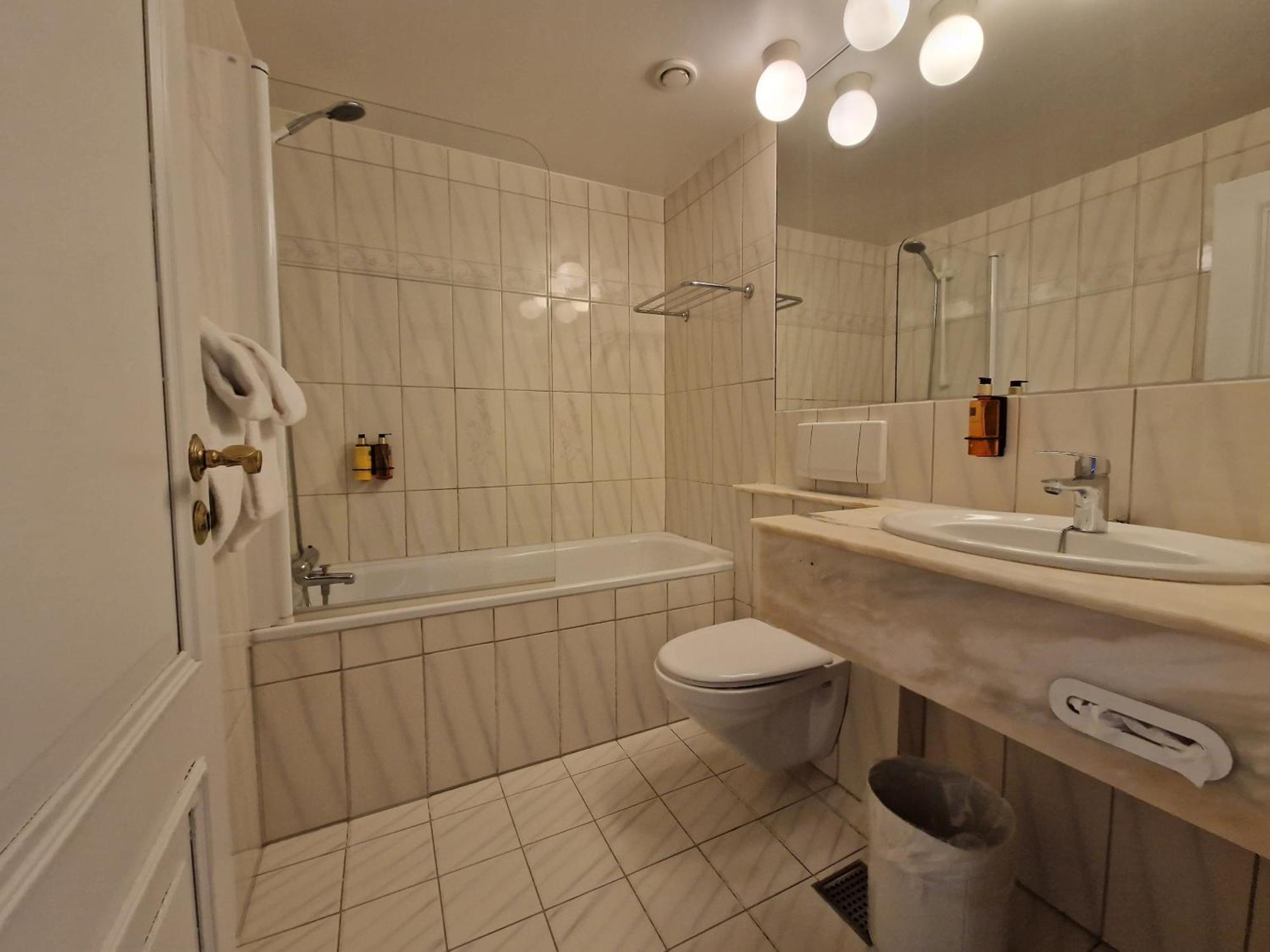 Dr. Holms Hotel Гейло Екстер'єр фото